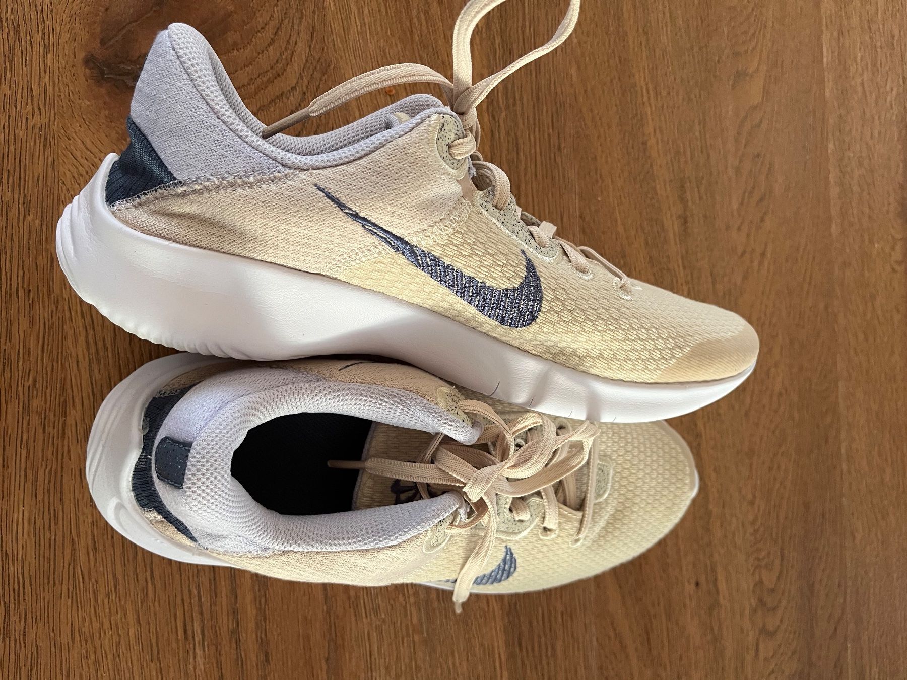Scarpe da donna: Nike Flex Experience Run 11 Next Nature Grösse EUR 39 – Usato da Kleindietwil venduto da sternenstaub_as 4