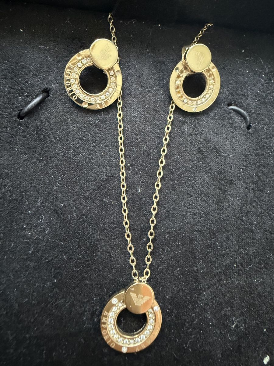 Armani Autres bijoux: Armani Schmuckset  – D'occasion à Basel par cor_5y8l 2