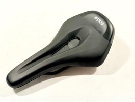 Fizik AIDON Sattel saddle 271g neuwertig 2603