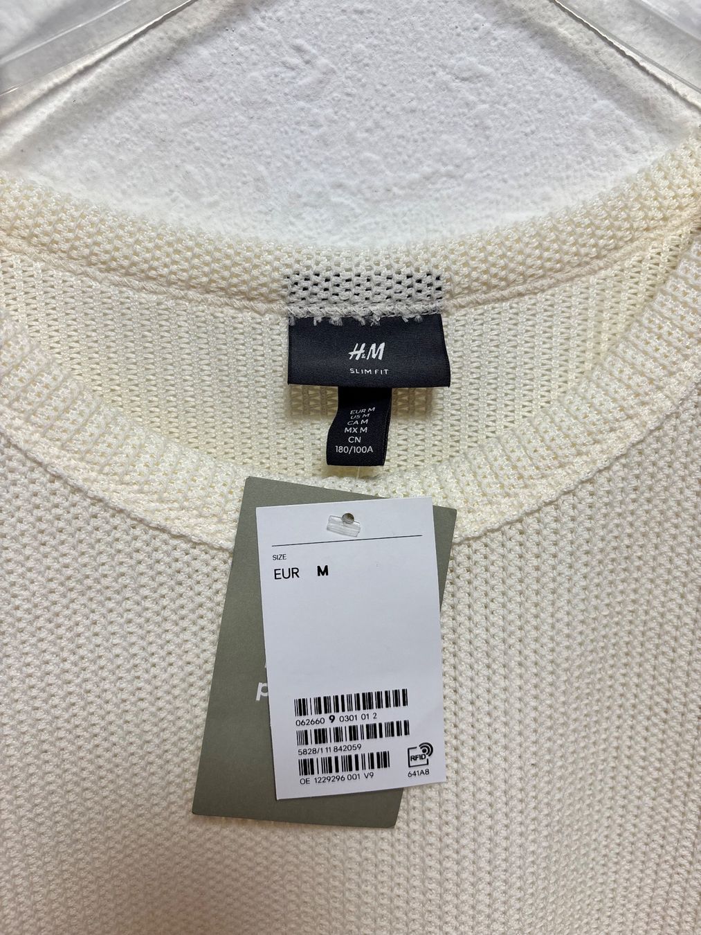 H&M T-shirt: H&M gestricktes Tanktop off-white Gr. M – Usato da Bottmingen venduto da ana_5hrv 4