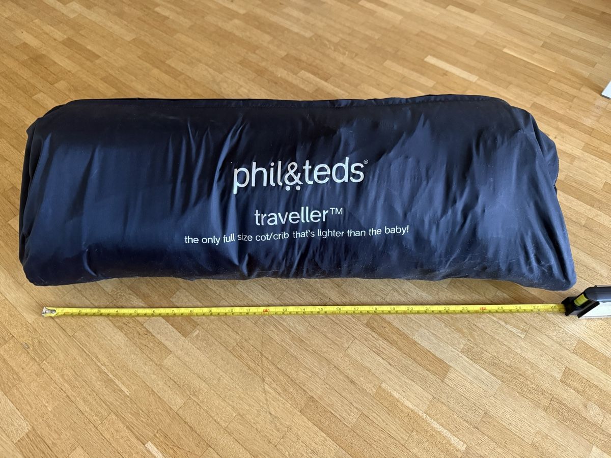 Phil & Teds Letti: Lightweight travel cot with self-inflatable mattress – Usato da Genève venduto da Felili 2