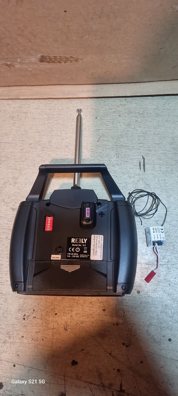 Reely Telecomando: Reely Sender / Fernsteuerung – Usato da Sisikon venduto da SanAndreas 1