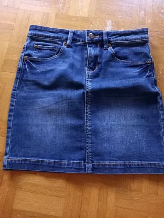 1×getragener Jeansrock