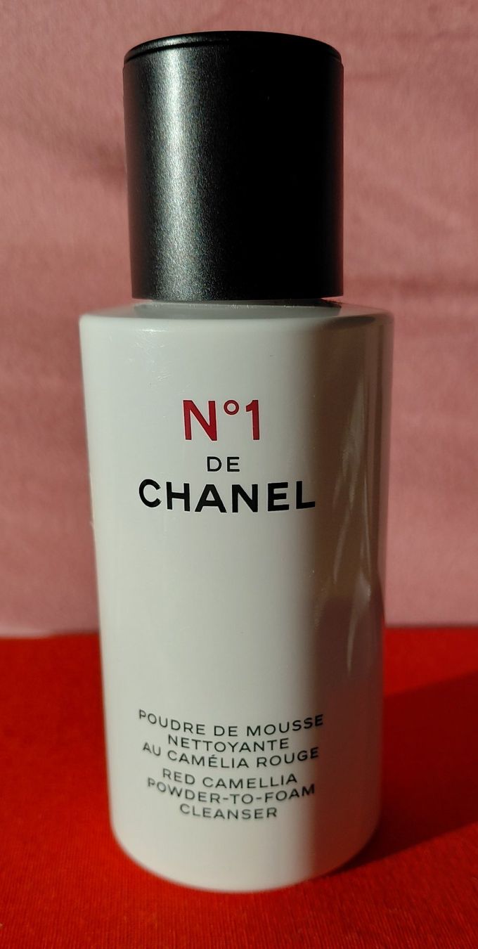 Chanel Make-up: Gesichtsreiniger Chanel – Usato da Zürich venduto da ewka