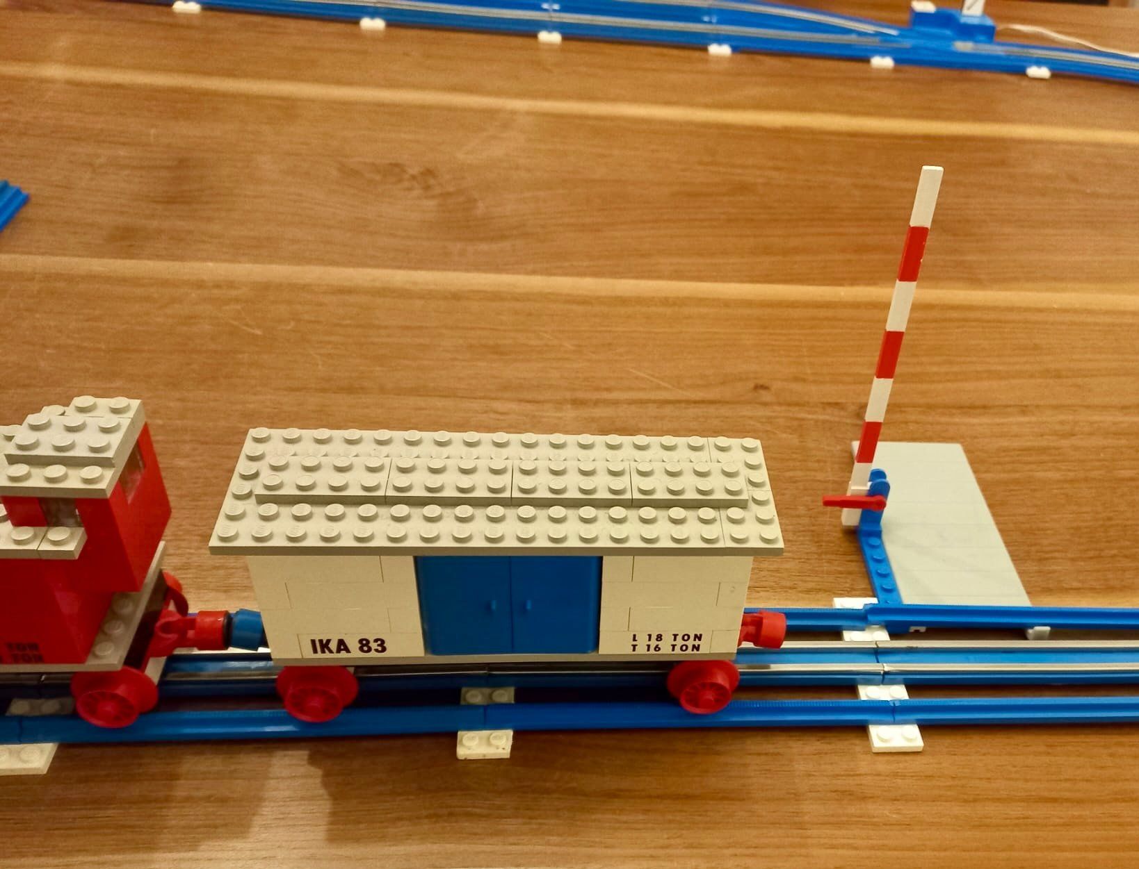 Lego Giocattoli: Lego Eisenbahn 820 mit Zubehör – Usato da Burgdorf venduto da glasrabe01 3