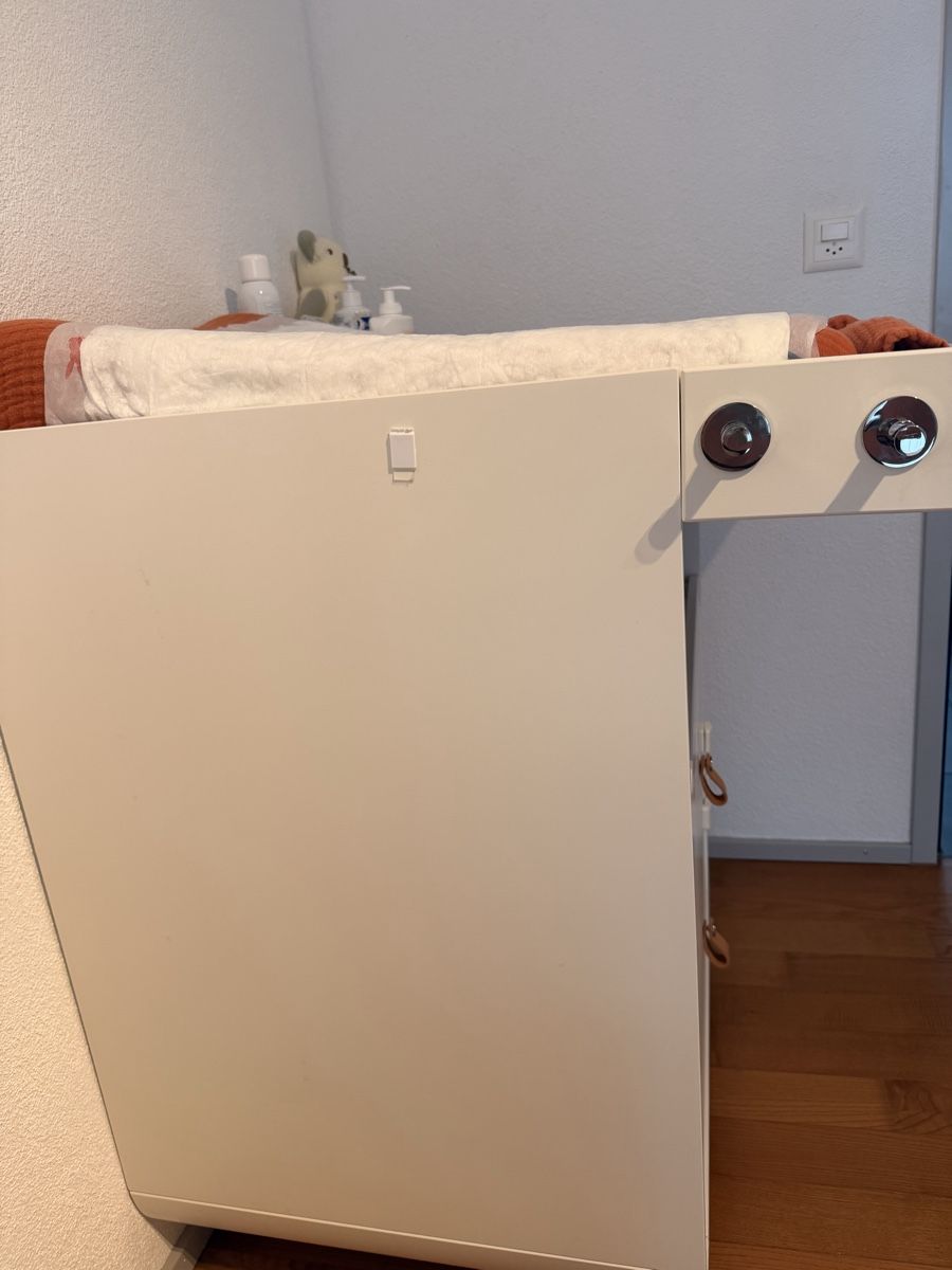 Ikea Fasciatoi & Accessori: Ikea Changing table white with two drawers used – Usato da Winterthur venduto da Wavaa 2