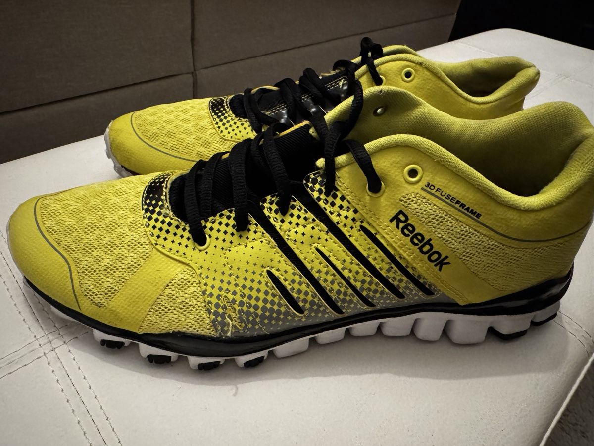 Reebok Scarpe da uomo: Basket Reebok 44 comme neuf – Nuovo (secondo la descrizione) da Boudry venduto da cranslove