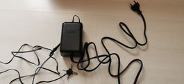 Netzteil  220V 50Hz 12V 1,4A 12,6W mit Multistecker