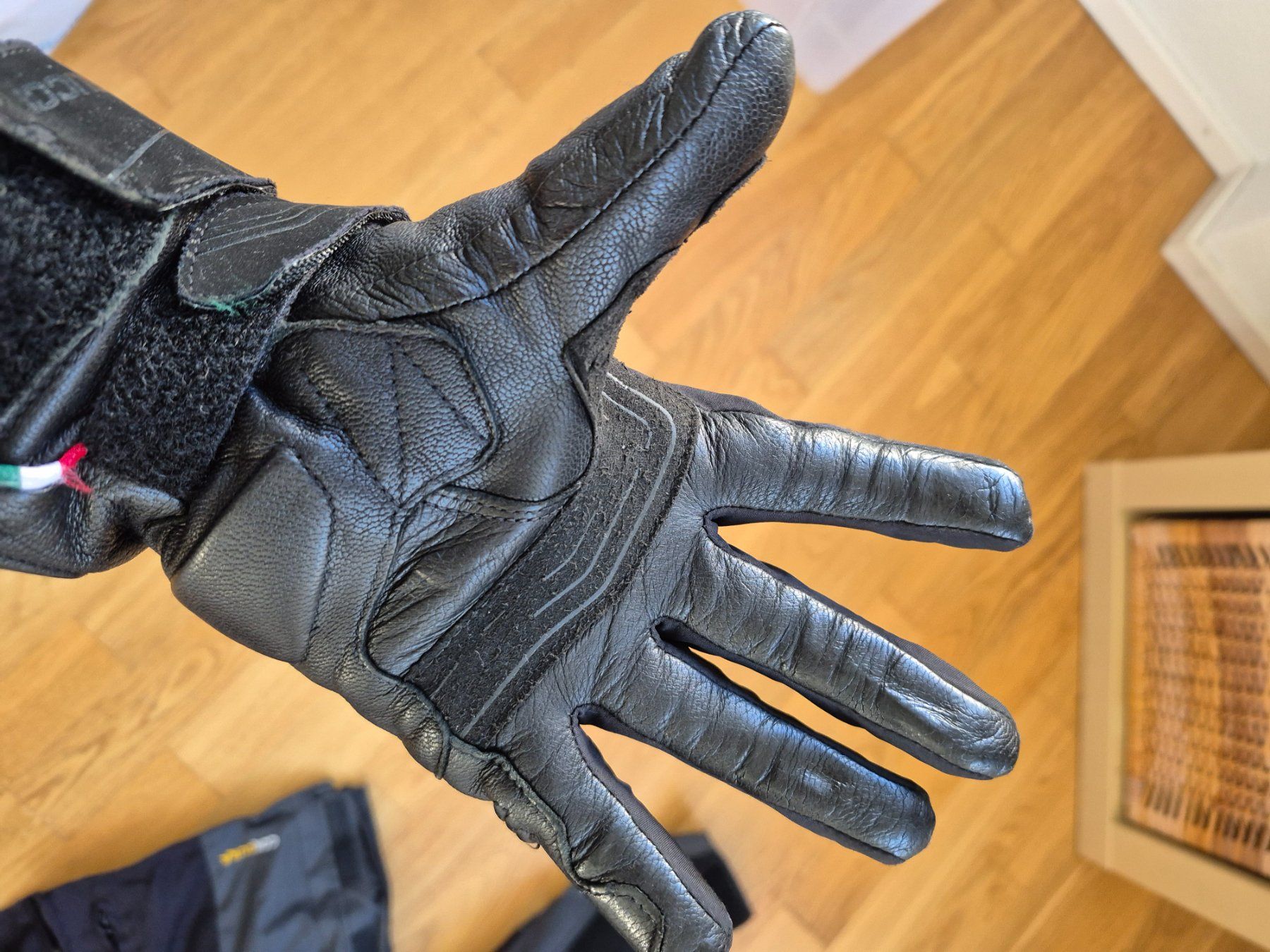 Jacken: Motorradhose und Jacke Damen – Gebraucht aus Glarus von nad_7vrv 5