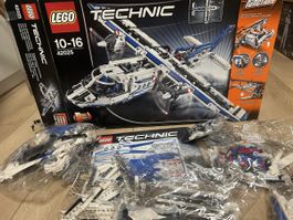 LEGO Technic 42025 Frachtflugzeug Neu ….