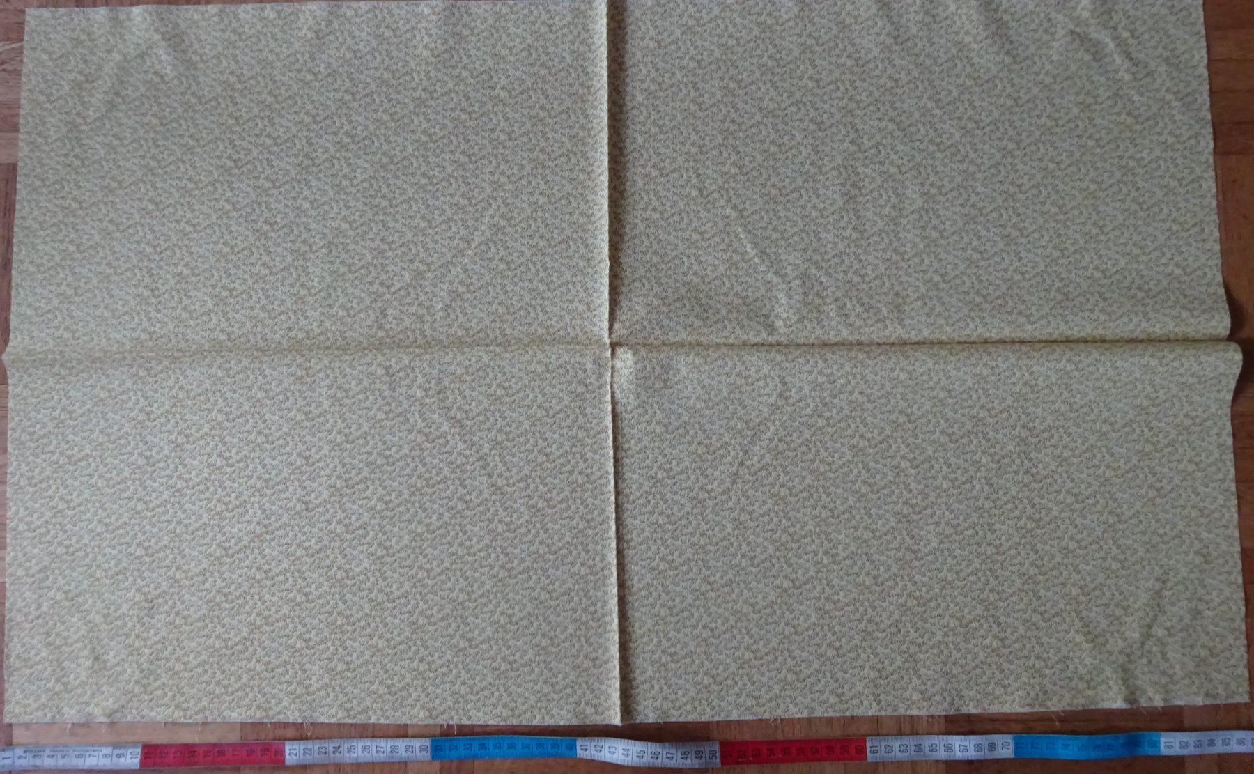 Tessuti: Baumwollstoff für Patchwork 51 x 87 cm – Nuovo (secondo la descrizione) da Bern venduto da Hero2.0 1