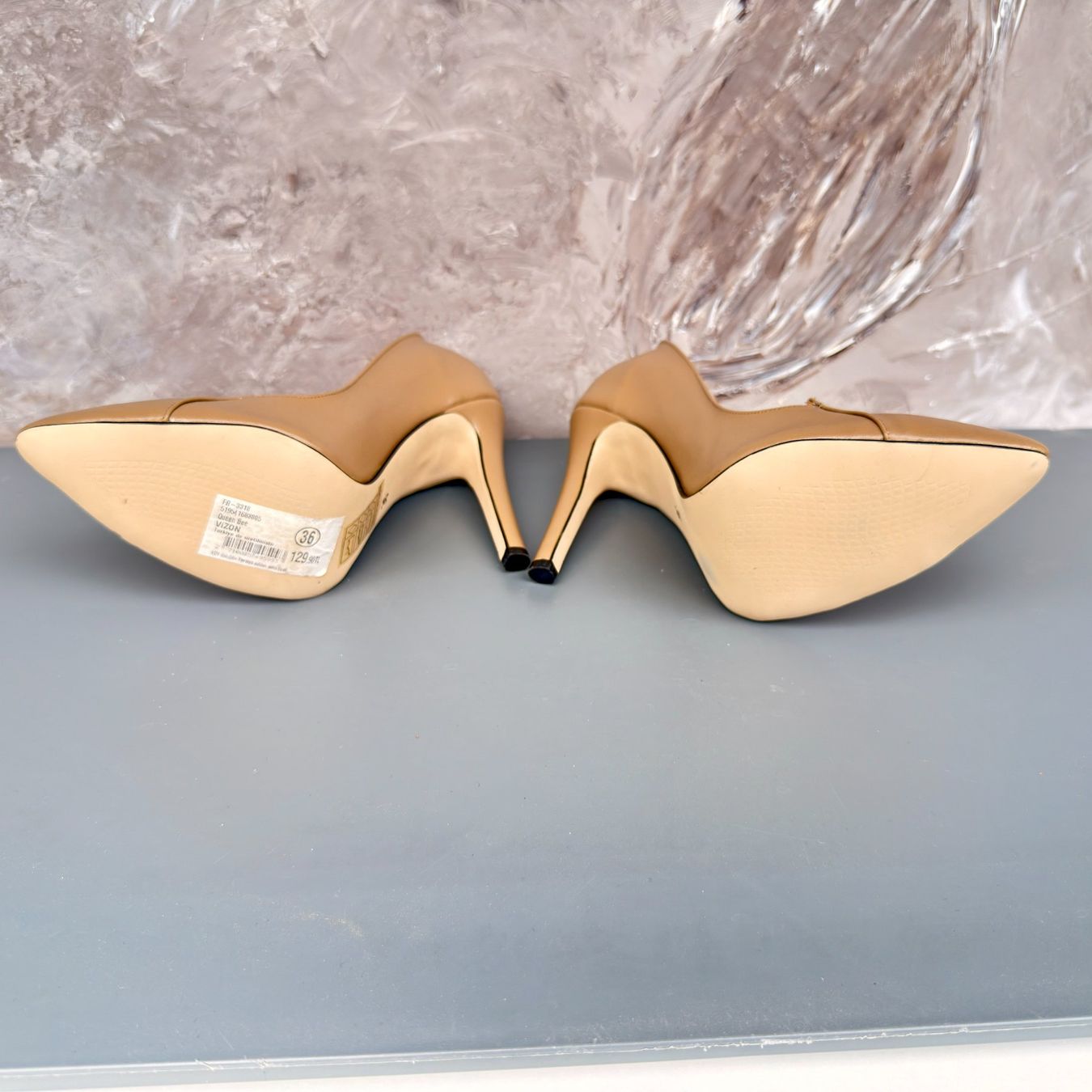 Chaussures femmes: Escarpins beige Queen Bee élégants – D'occasion à Thônex par Suisse.Shopping 5
