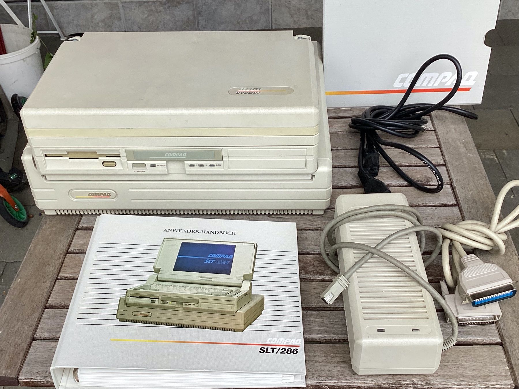 Compaq PC: Alter Compaq Computer SLT/286 80er Jahre 1988 1. Generation – Usato da Seftigen venduto da Dominus_Providebit