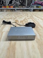 Zyxel ES-105A v3 5-Port Ethernet Switch