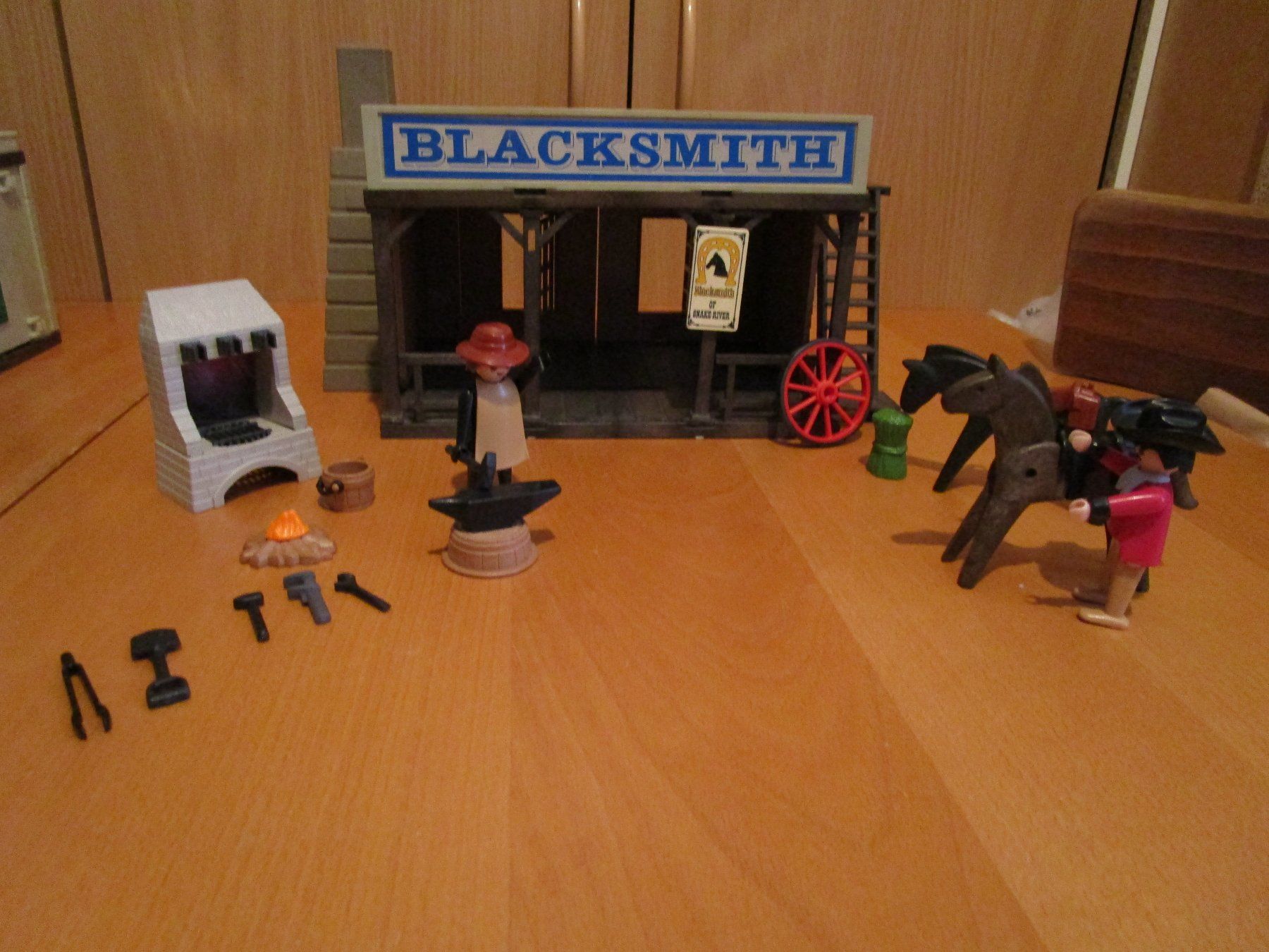 Playmobil Jouets: Playmobil:   5 Western - Häuser, – D'occasion à Wetzikon ZH par Storchadebar