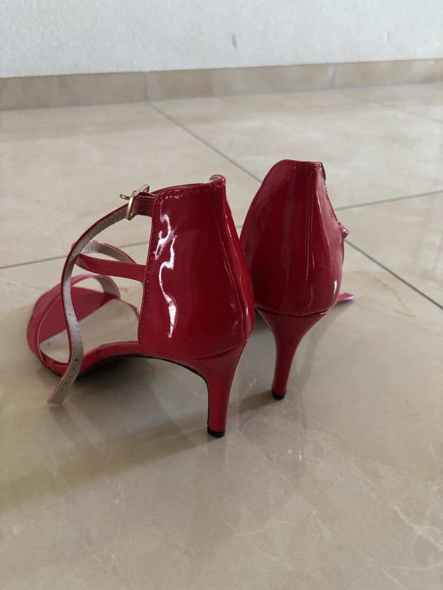 Damenschuhe: Sandales à talons Ablebloom rouge verni – Gebraucht aus La Roche FR von syd_vdb6 1