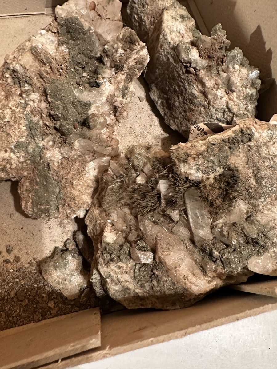 Minerali & Pietre curative: Mineralien – Usato da Dietikon venduto da moradi24 2
