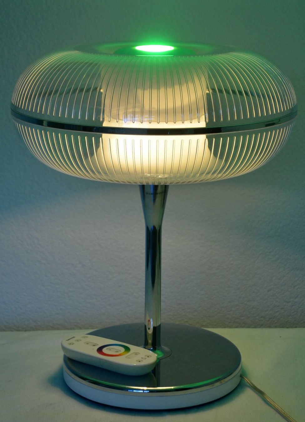 Lampade: Lampe Philips Livingambiance – Usato da Collonges venduto da arashee 2