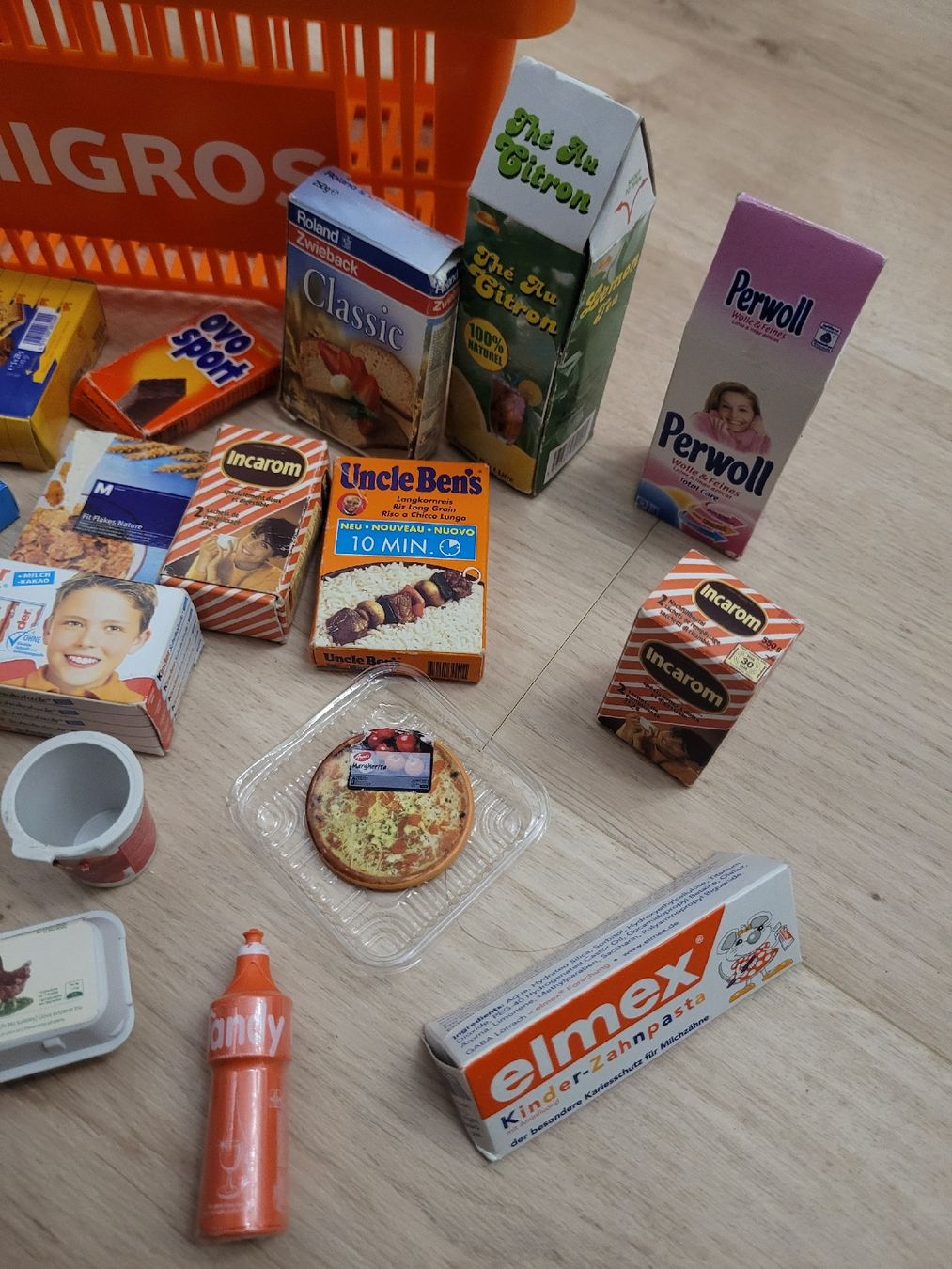 Migros Giocattoli: Zubehör Verkäuferlilade – Usato da Lupsingen venduto da sta_wgg5 1