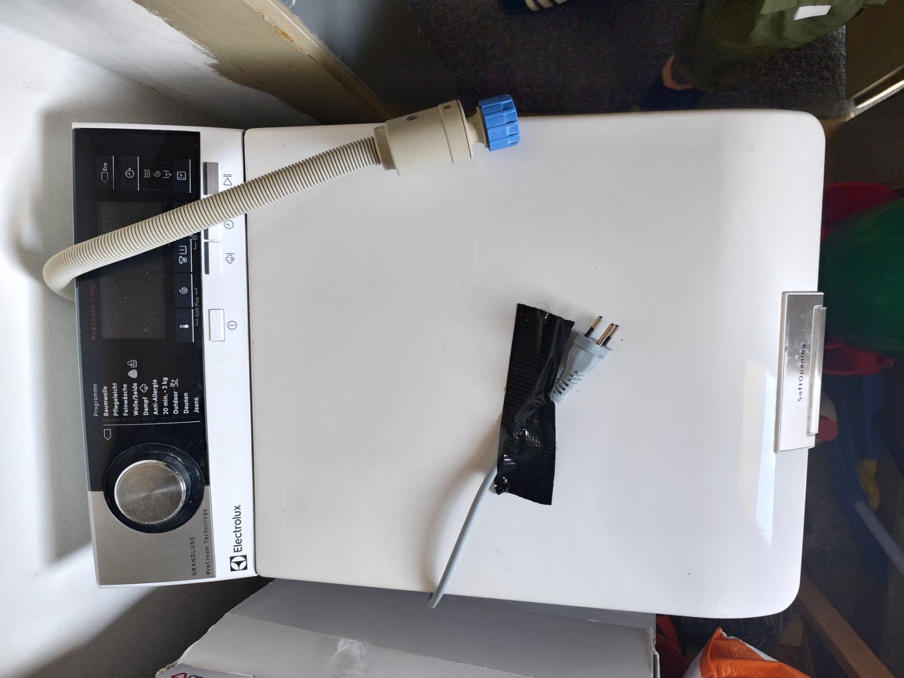 Electrolux Waschmaschinen: Für Erstzteile oder selber reparieren: Electrolux Toploader – Defekt aus St. Gallen von Bierdose14