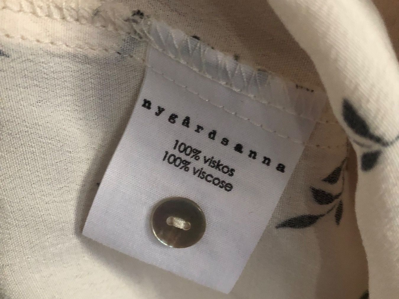 Top: Haut NYGARDSANNA L viscose – Nuovo e nell'imballaggio originale da Arnex-sur-Orbe venduto da cameleonfringant 4