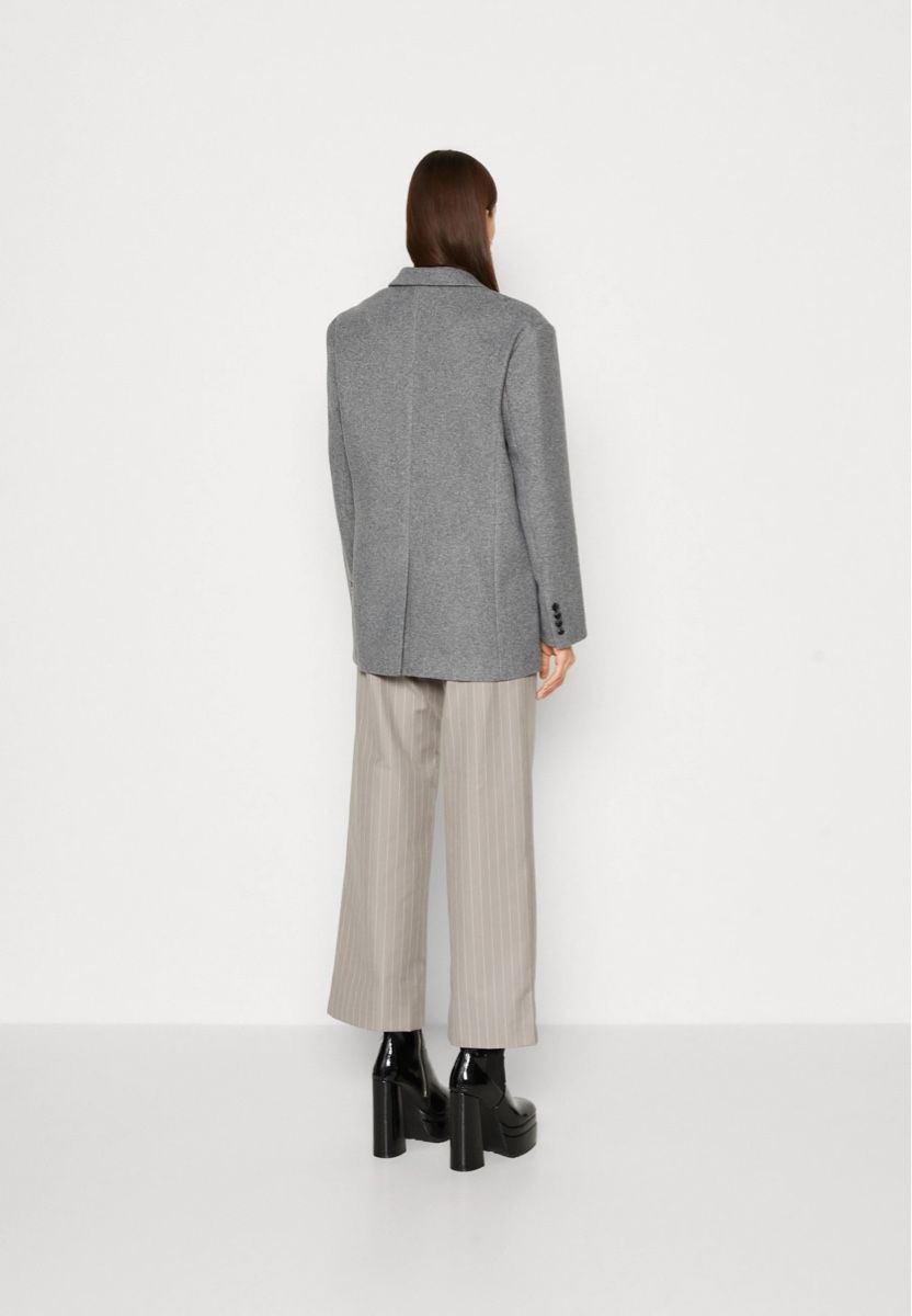Cappotti: Kurzmantel - Blazer – Nuovo e nell'imballaggio originale da Zürich venduto da luxuryoutlet1 2