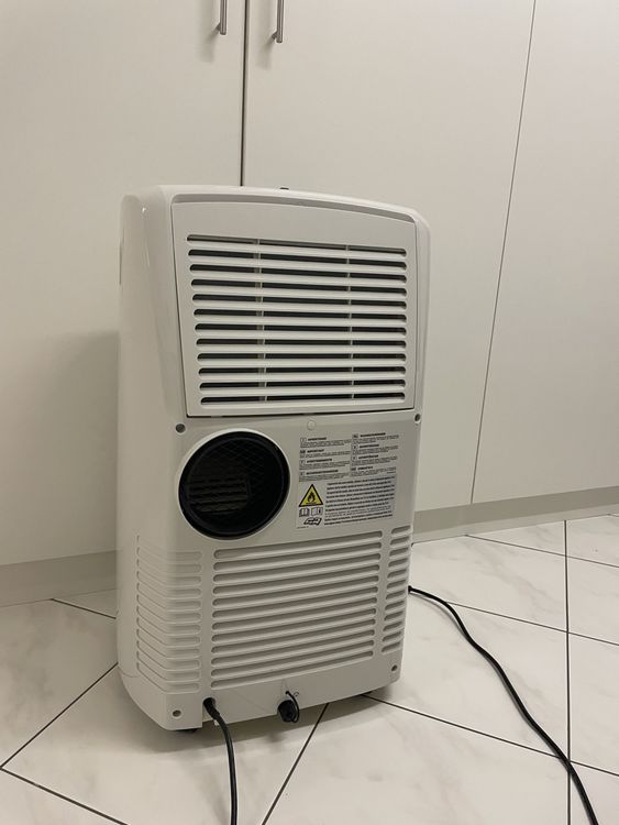 De'Longhi Klimageräte: Mobiles Klimagerät De’Longhi Pinguino PAC N82 ECO – inkl. Zu – Gebraucht aus Flawil von alb_h2w9 1