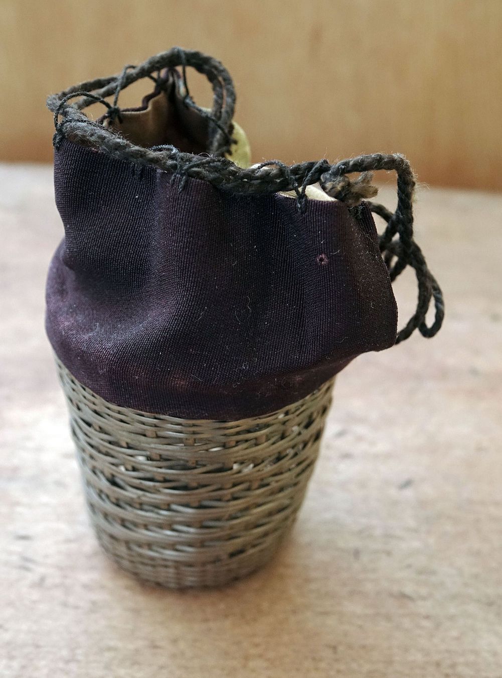 Tassen: Alter kleiner japanischer Celadon Becher – Gebraucht aus Winterthur von  8