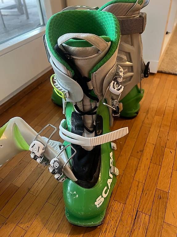 Scarpe da donna: Skitouren Schuh Damen Scarpa Gea – Usato da Adliswil venduto da Elyaque2005 2