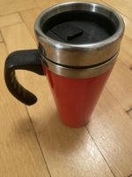 Roter Thermobecher - ideal für unterwegs!