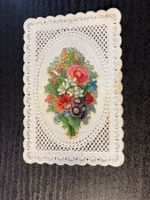 Antike Blumen-Postkarte, durchbrochen gearbeitet