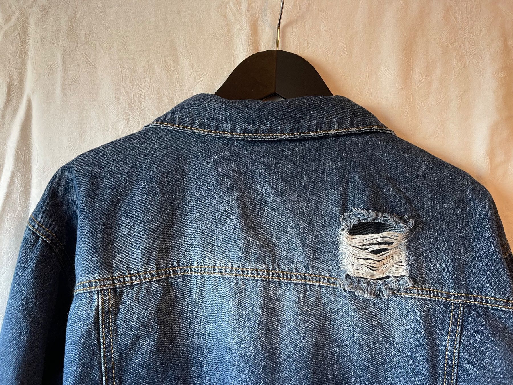 Giacche: Distressed Denim Jacke, Gr. L – Nuovo e nell'imballaggio originale da Rapperswil SG venduto da Letas_closet 3