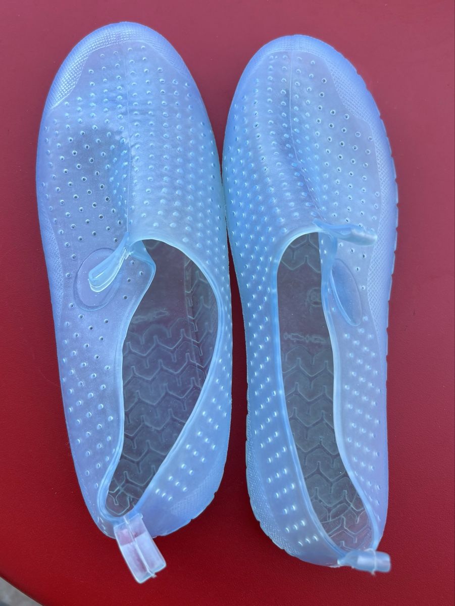 Herrenschuhe: Badeschuhe transparent Grösse 38  – Gebraucht aus Zürich von Rpapad