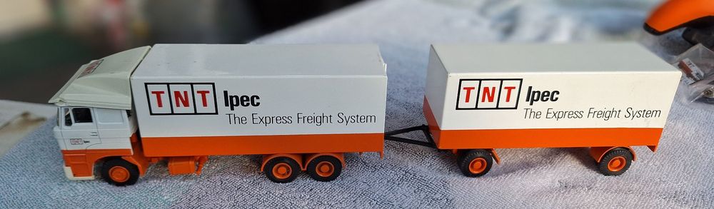 2Nr TNT LKW IPEC EXPRESS LION CAR HOLLAND ANHÄNGER LASTWAGEN (Gebraucht ...