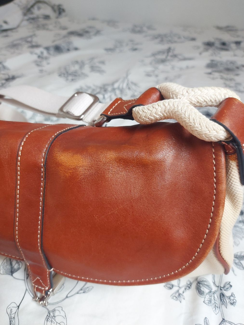 Taschen für Damen: Sac Le Tanneur  – Gebraucht aus Lausanne von Super-cerise 9