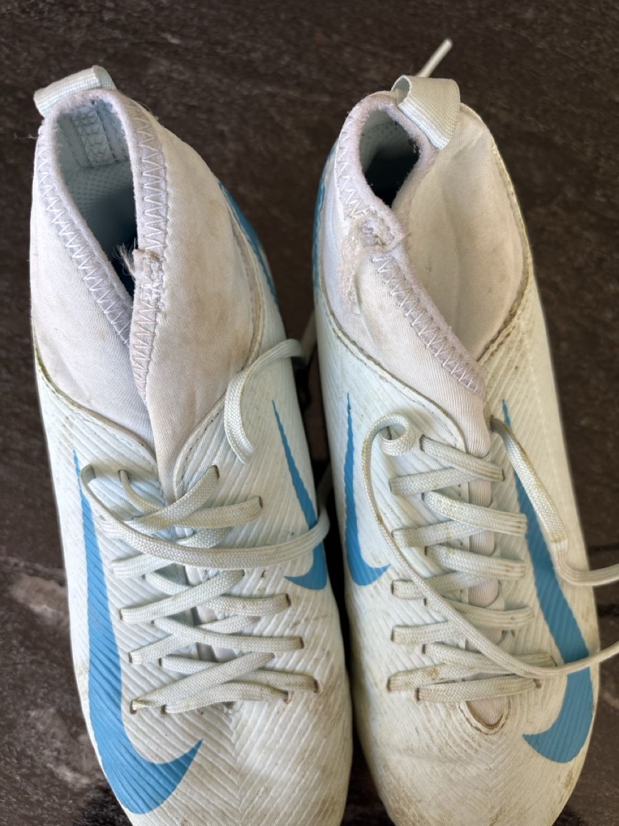 Chaussures garçon: Nike Fußballschuhe  – D'occasion à Salenstein par sehrgut 1