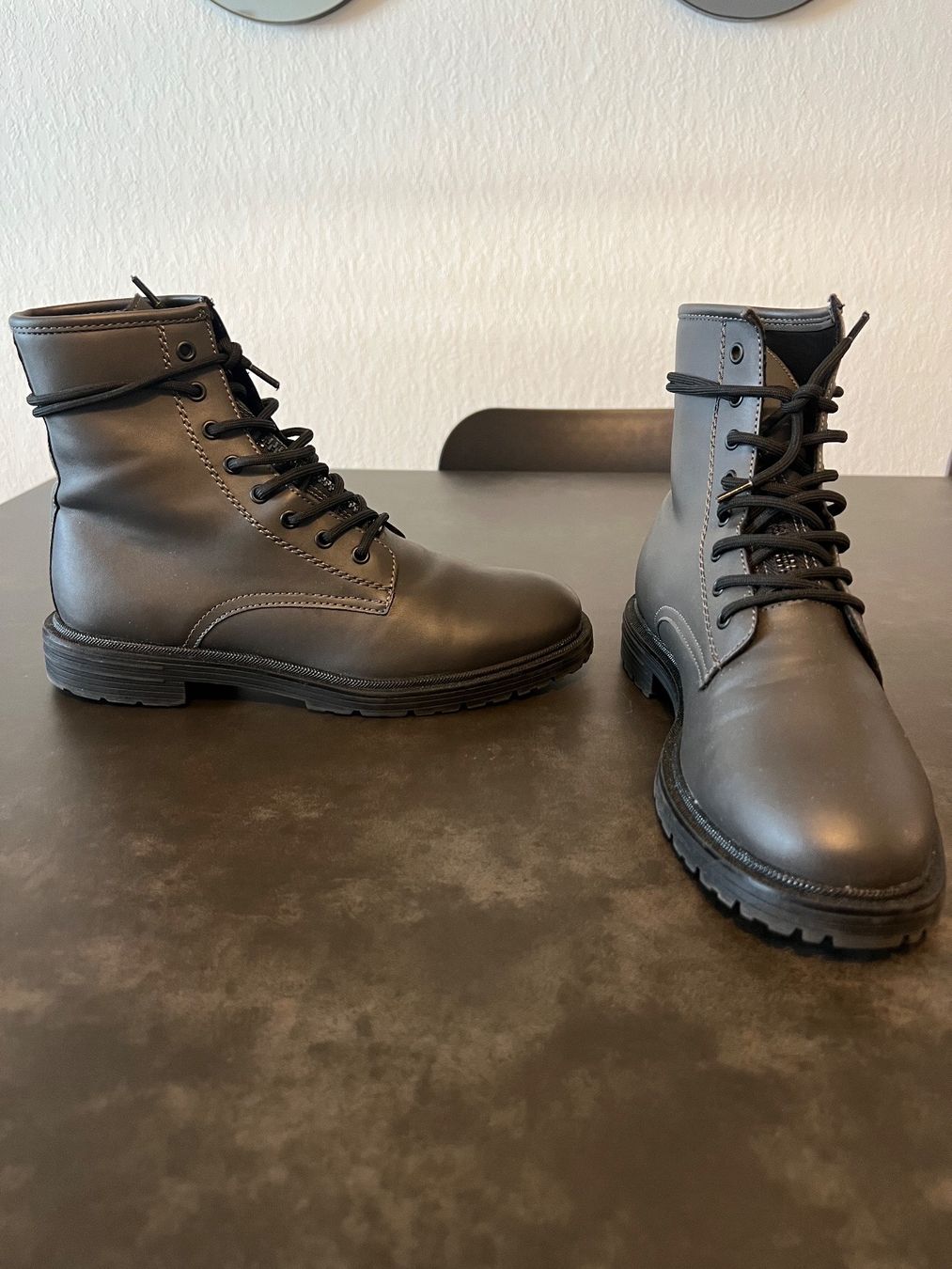 Zara Scarpe da uomo: Bottines de chez Zara – Usato da Pully venduto da Afagone