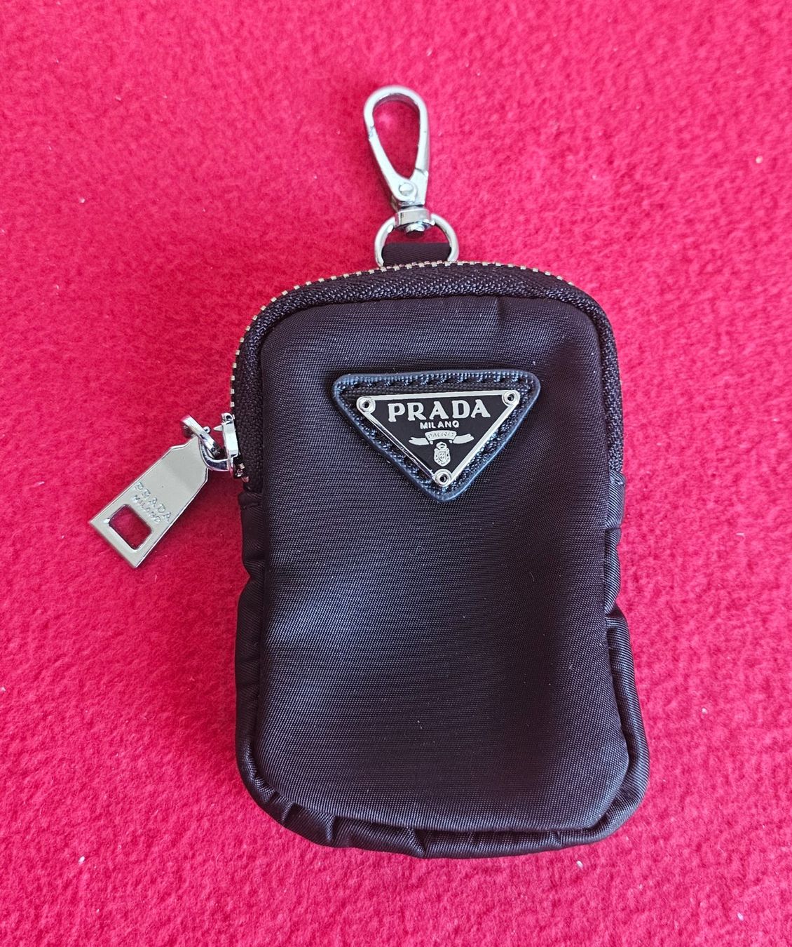 Prada Schlüsselanhänger & - bänder: *PRADA* Mini-Pouch -Nylon Schlüsselanhänger – Gebraucht aus Bronschhofen von David80
