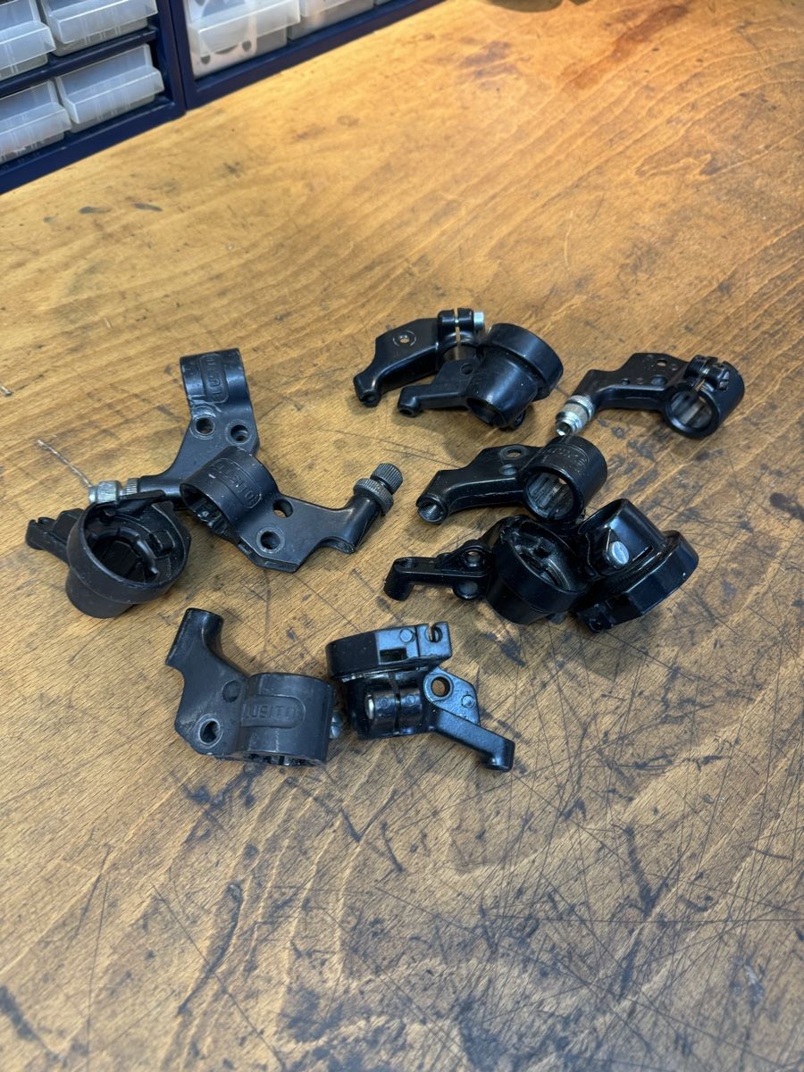 Pièces pour mobylette: Mofa Griff Teile – D'occasion à Dübendorf par Sachs621 1