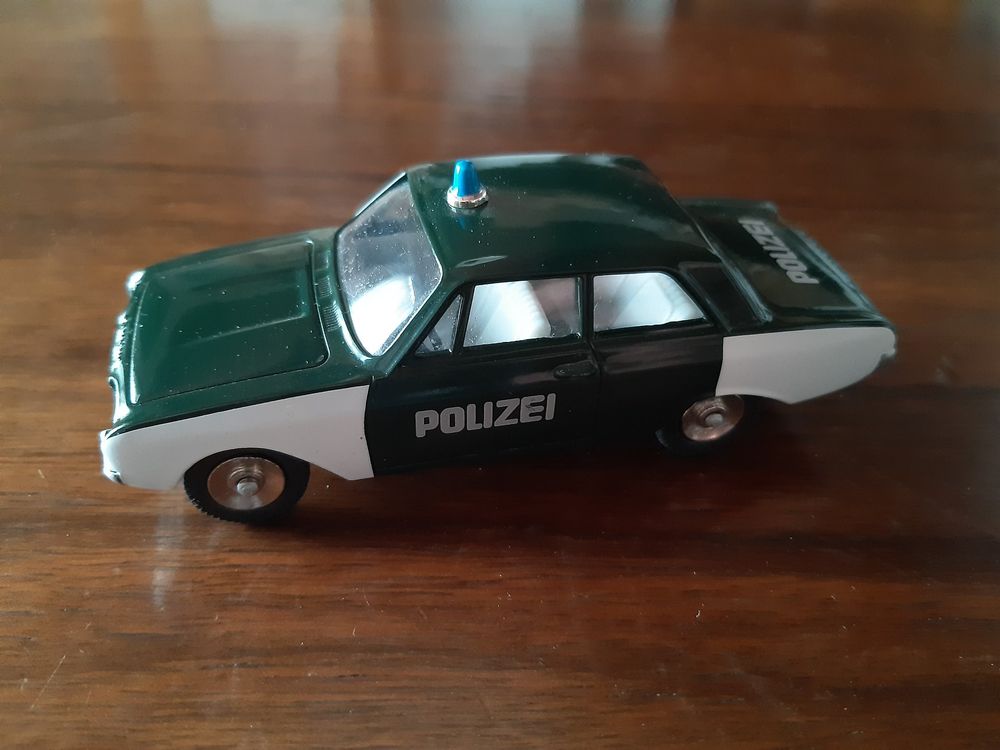 Dinky Toys Ford Taunus 559 – Miniature Ancienne D'Occasion, à Collectionner