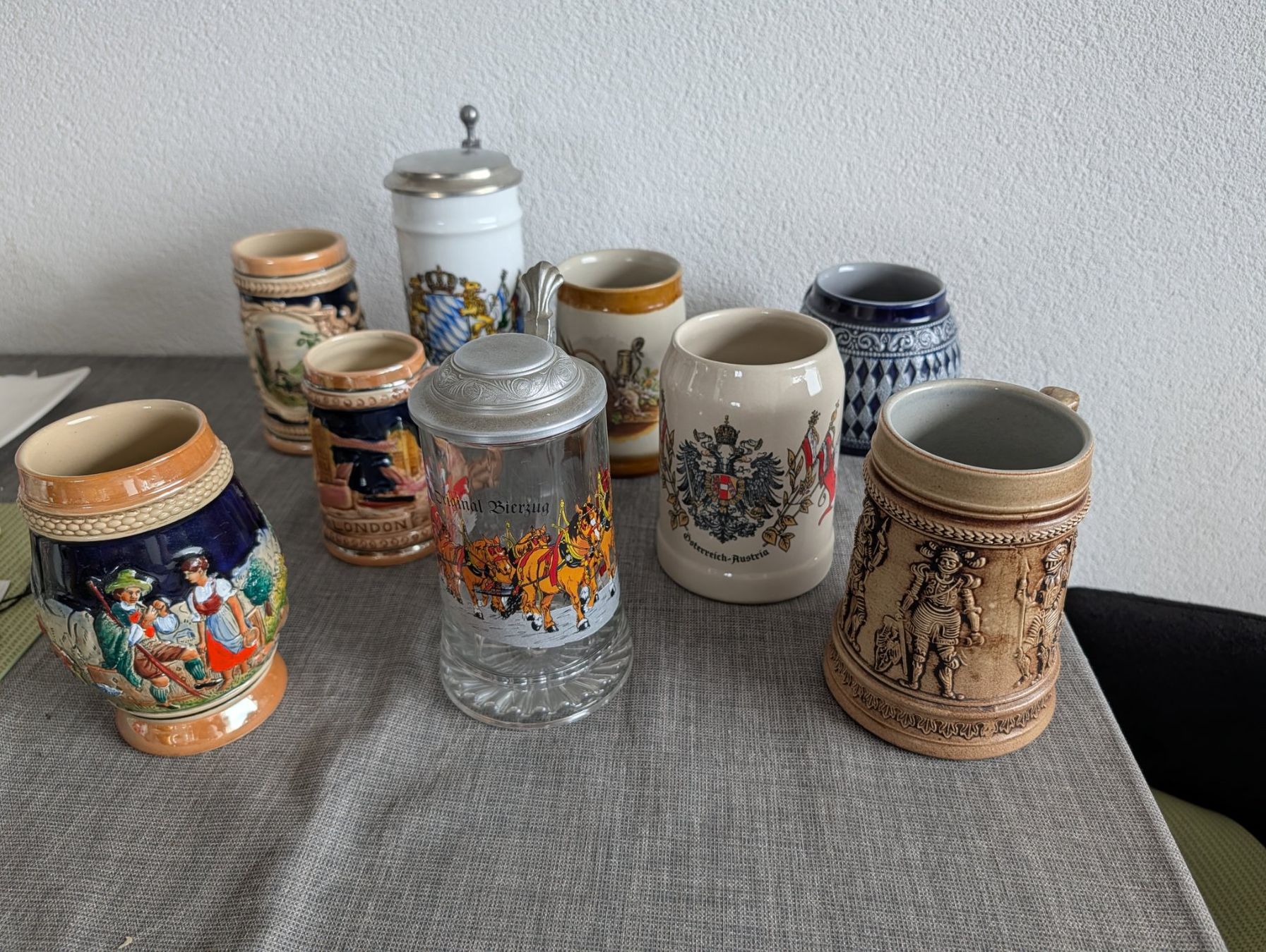 Bicchieri: 9 Sammlung Bierkrüge – Usato da Bern venduto da ari_66yc