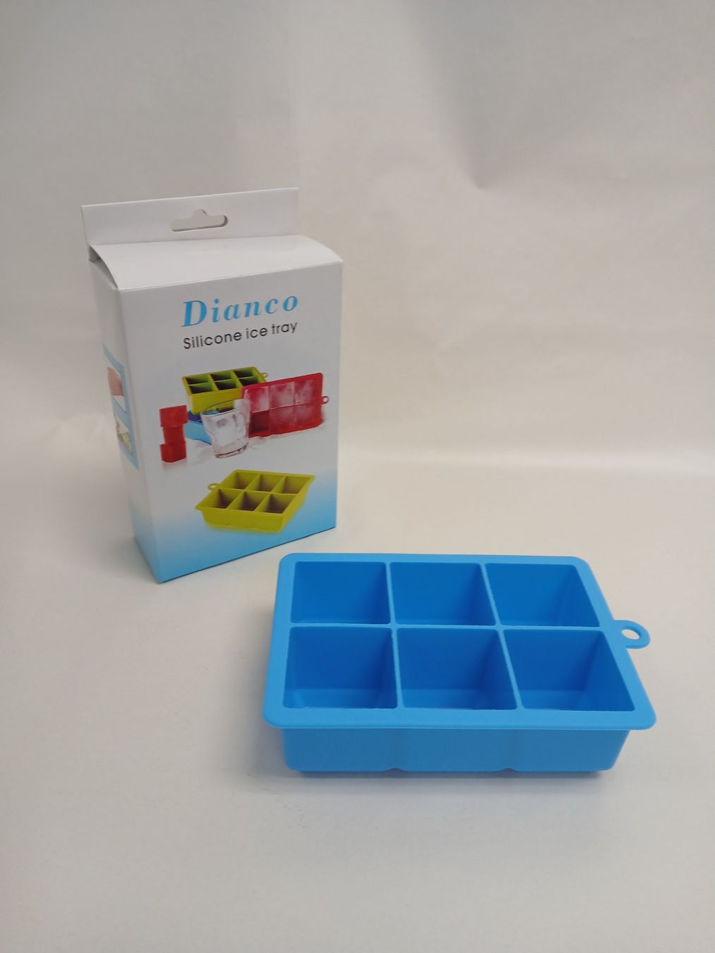 Küchengeräte: NEW! One Blue Silicone Ice Cube Tray – Neu und originalverpackt aus Dübendorf von LoRi-2026