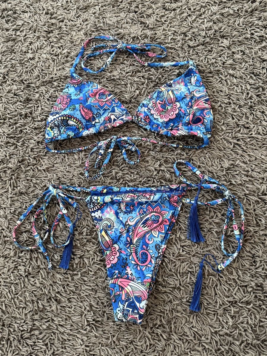 Badekleider & Bikinis: Bikini dunkelblaues Muster – Gebraucht aus Frümsen von laura002 1