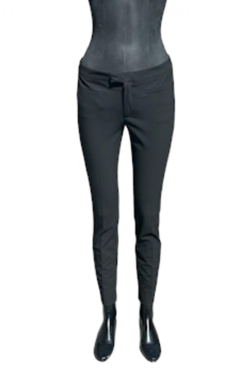 Zara Pantaloni: Schwarze Stoffhose Gr. 36 – Usato da Zufikon venduto da Modestil365