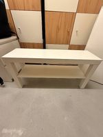 Weisses Lowboard / TV-Bank mit Ablage IKEA