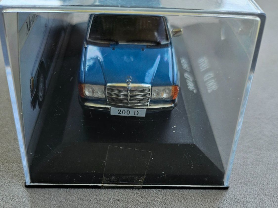 Mercedes-Benz Modellini d'auto: Mercedes 200 D 1976 1:43 – Usato da Hüttikon venduto da Alex_coin 1