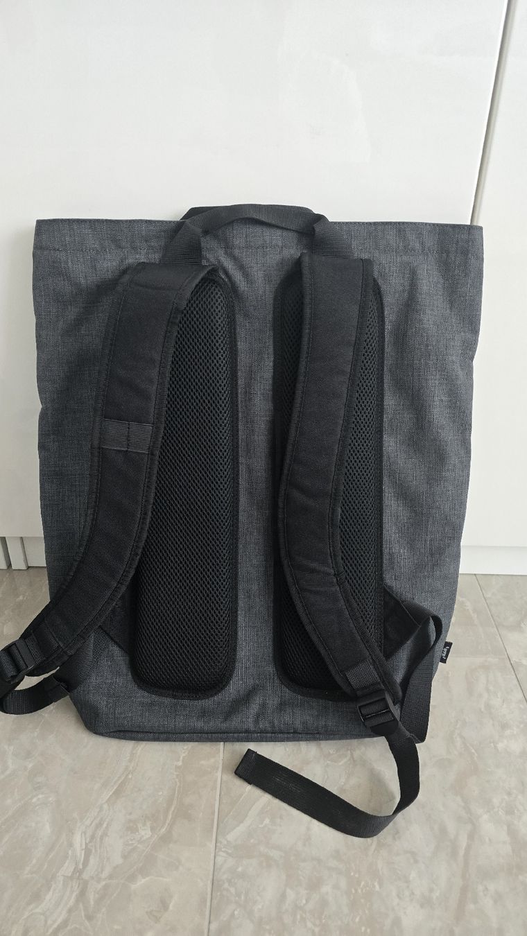 Zaini: Rucksack, neuwertig, Grau, Top Zustand, Winter – Nuovo (secondo la descrizione) da Lengnau BE venduto da Thanu1994 1