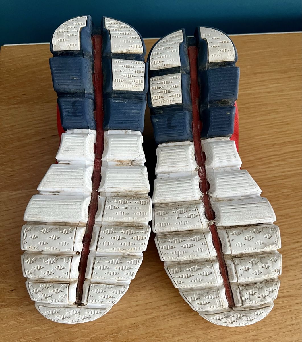 On Damenschuhe: Chaussures de course ON Cloud 40.5 femme – Gebraucht aus Lausanne von Lyl-ch 5