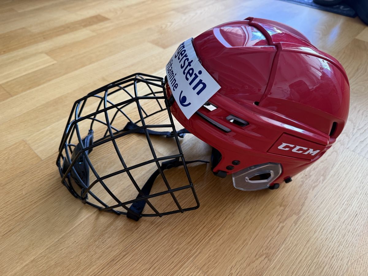 Ccm Caschi: Hockeyhelm fast neu – Usato da Jona venduto da Ahayabusa 1