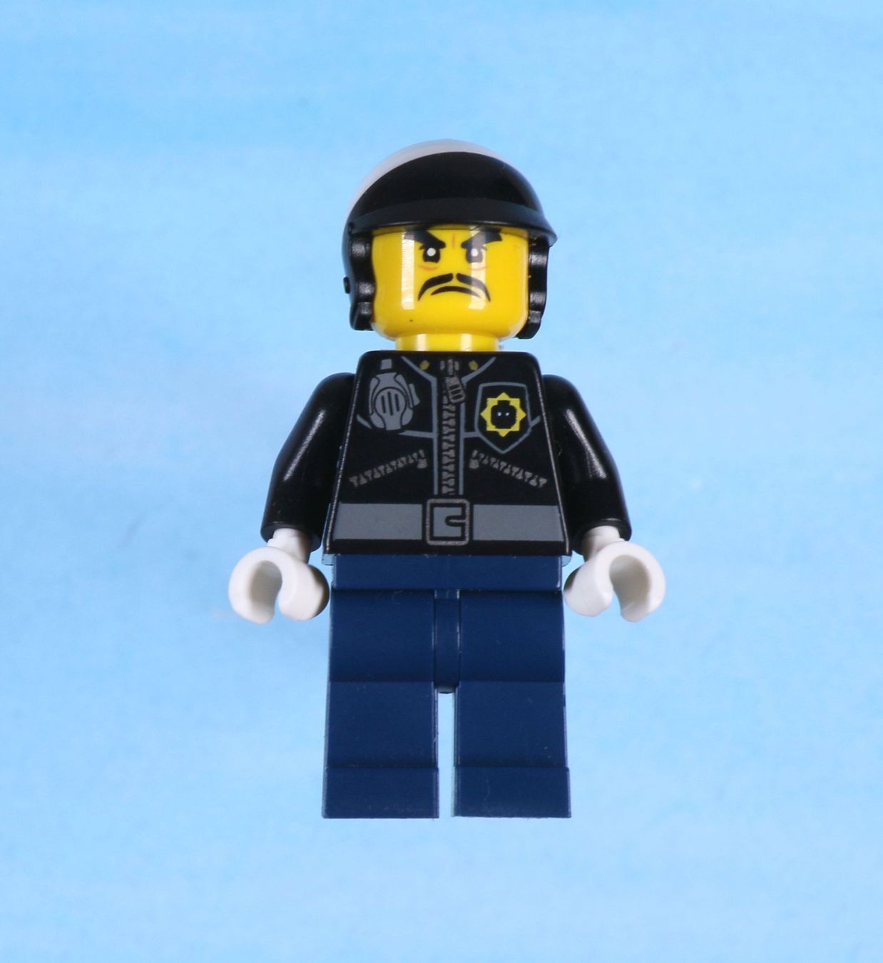 Lego Giocattoli: LEGO Minifigur Officer Toque – Usato da Hettlingen venduto da Scholi99